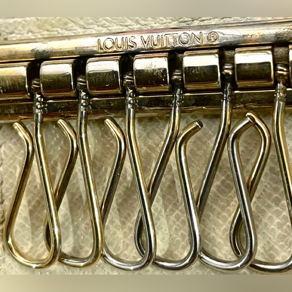 SOLDAuthentic Damier Azure Key Case /6 - Picture 6 of 14